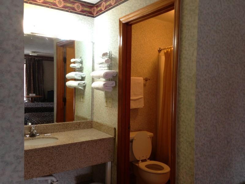 Scottish Inn Augusta Habitación foto