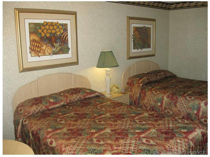 Scottish Inn Augusta Habitación foto